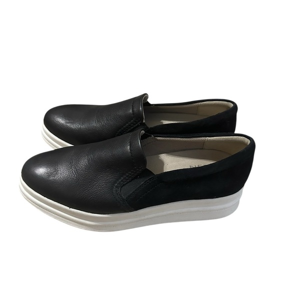 Naturalizer Black and White Loafers - Picture 3 of 10